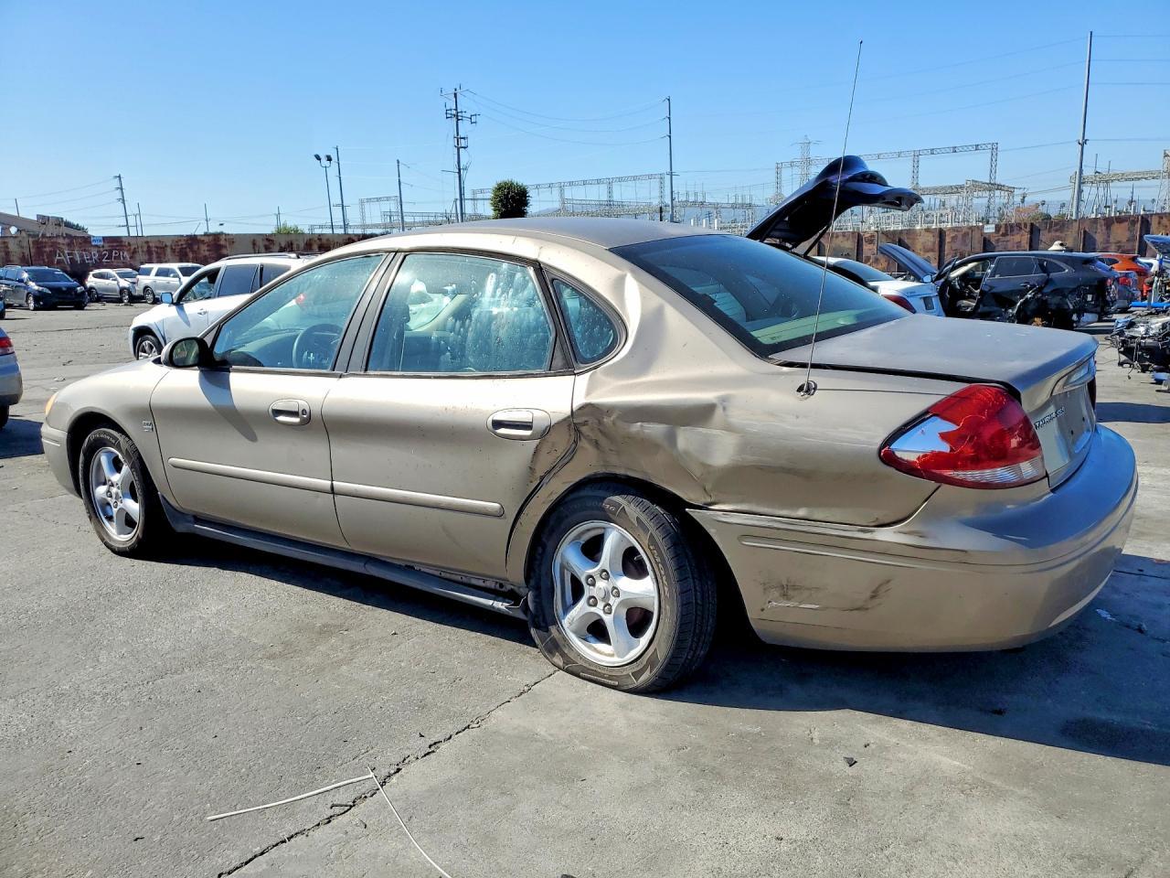 2004 Ford Taurus Ses - Image 2