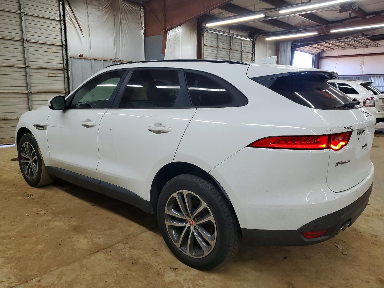 2018 Jaguar F-Pace Premium - Фото 2