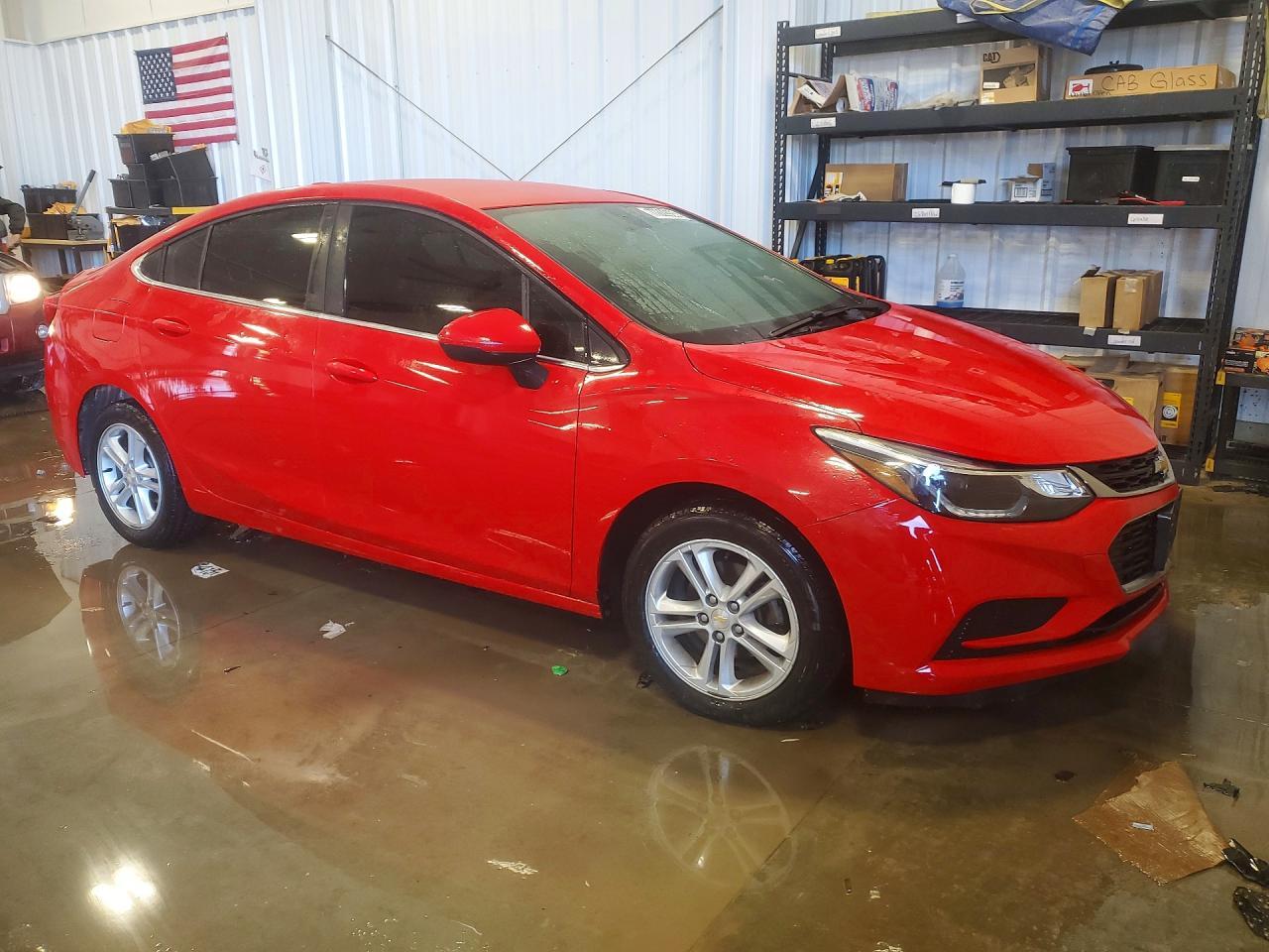 2018 Chevrolet Cruze Lt - Image 4