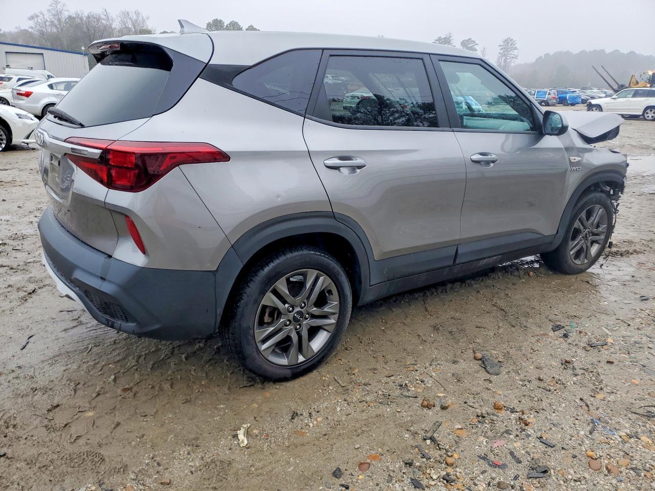 2022 Kia Seltos Lx - Фото 3