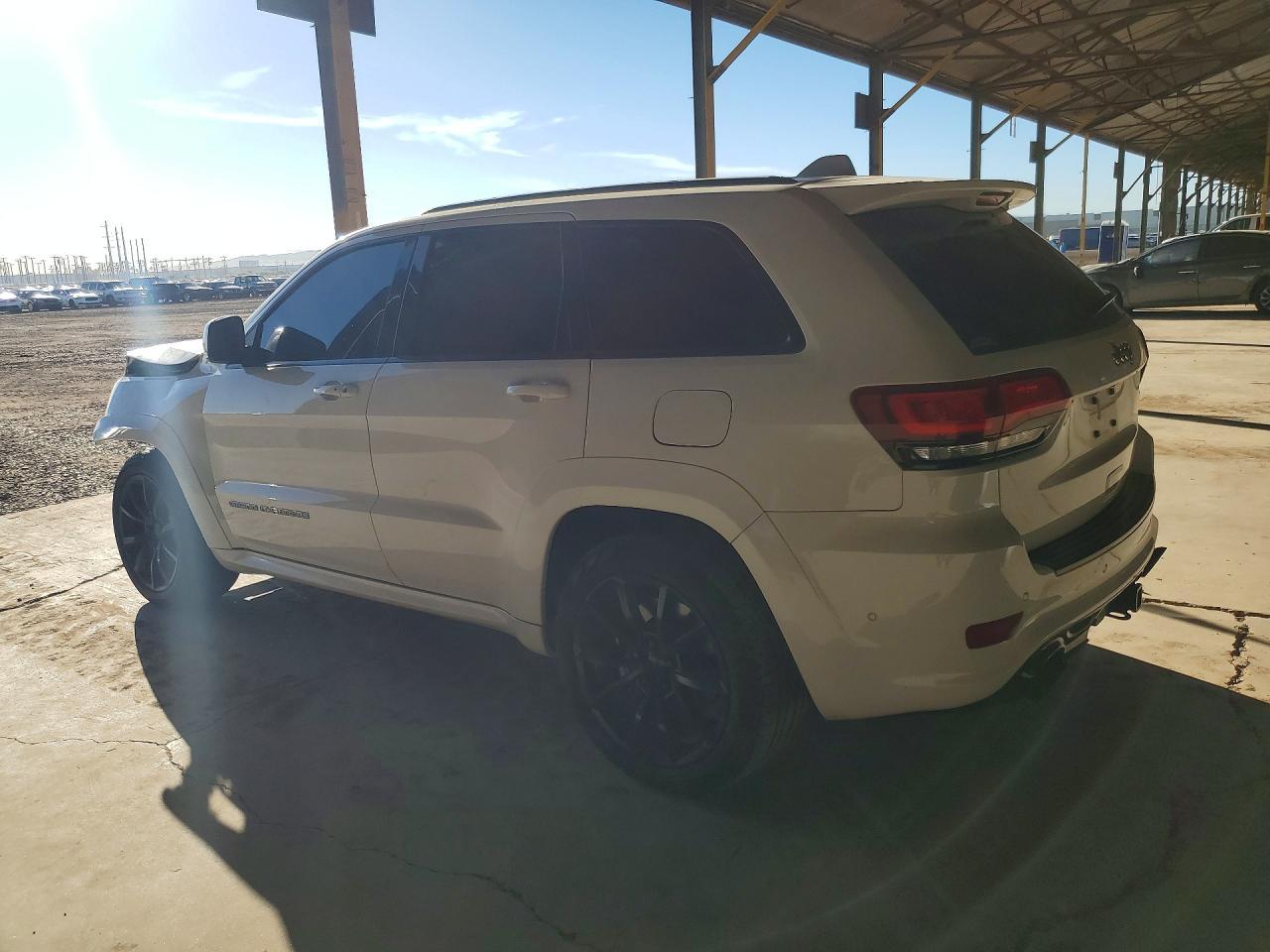 2017 Jeep Grand Cherokee Srt-8 - Фото 2