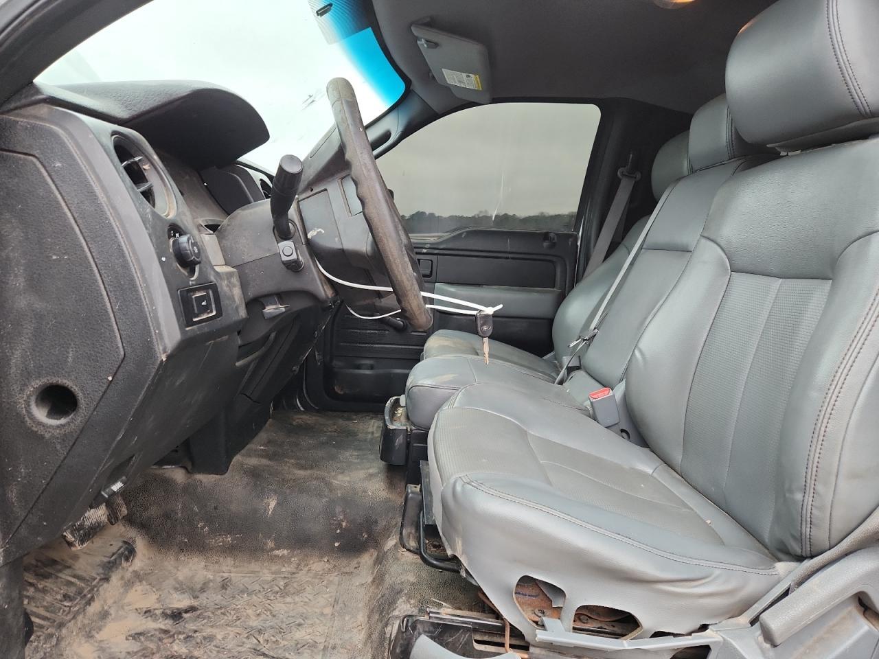 2013 Ford F150 - Image 7