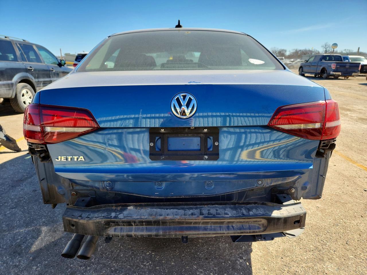 2016 Volkswagen Jetta S - Фото 6