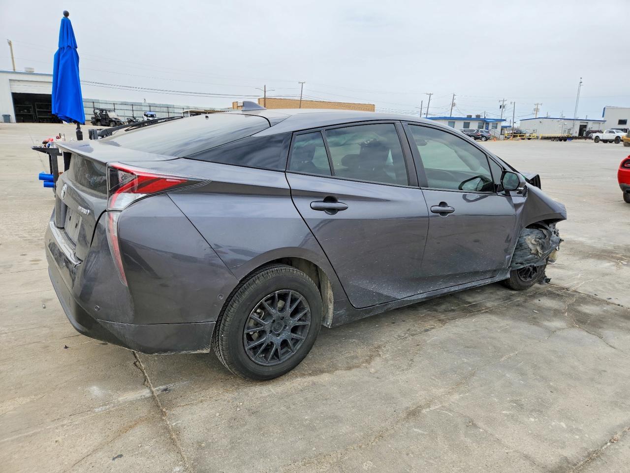 2018 Toyota Prius Two - Фото 3