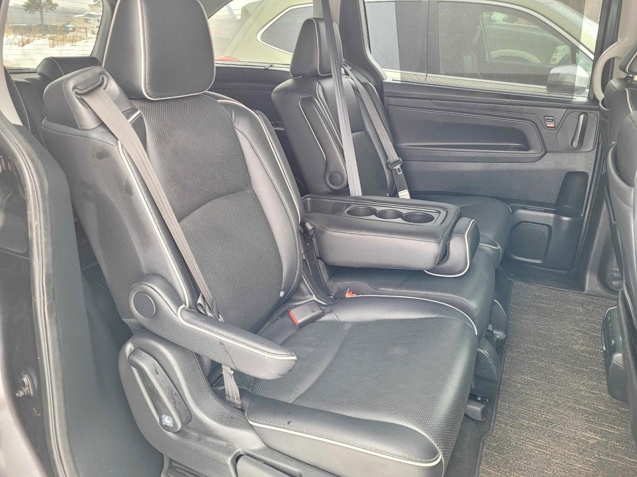 2024 Honda Odyssey Touring - Image 6