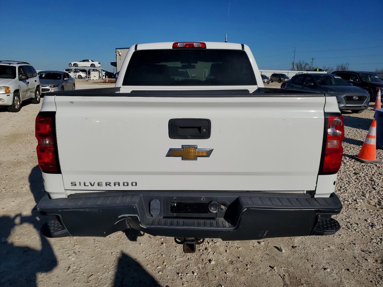 2018 Chevrolet Silverado K1500 - Image 6