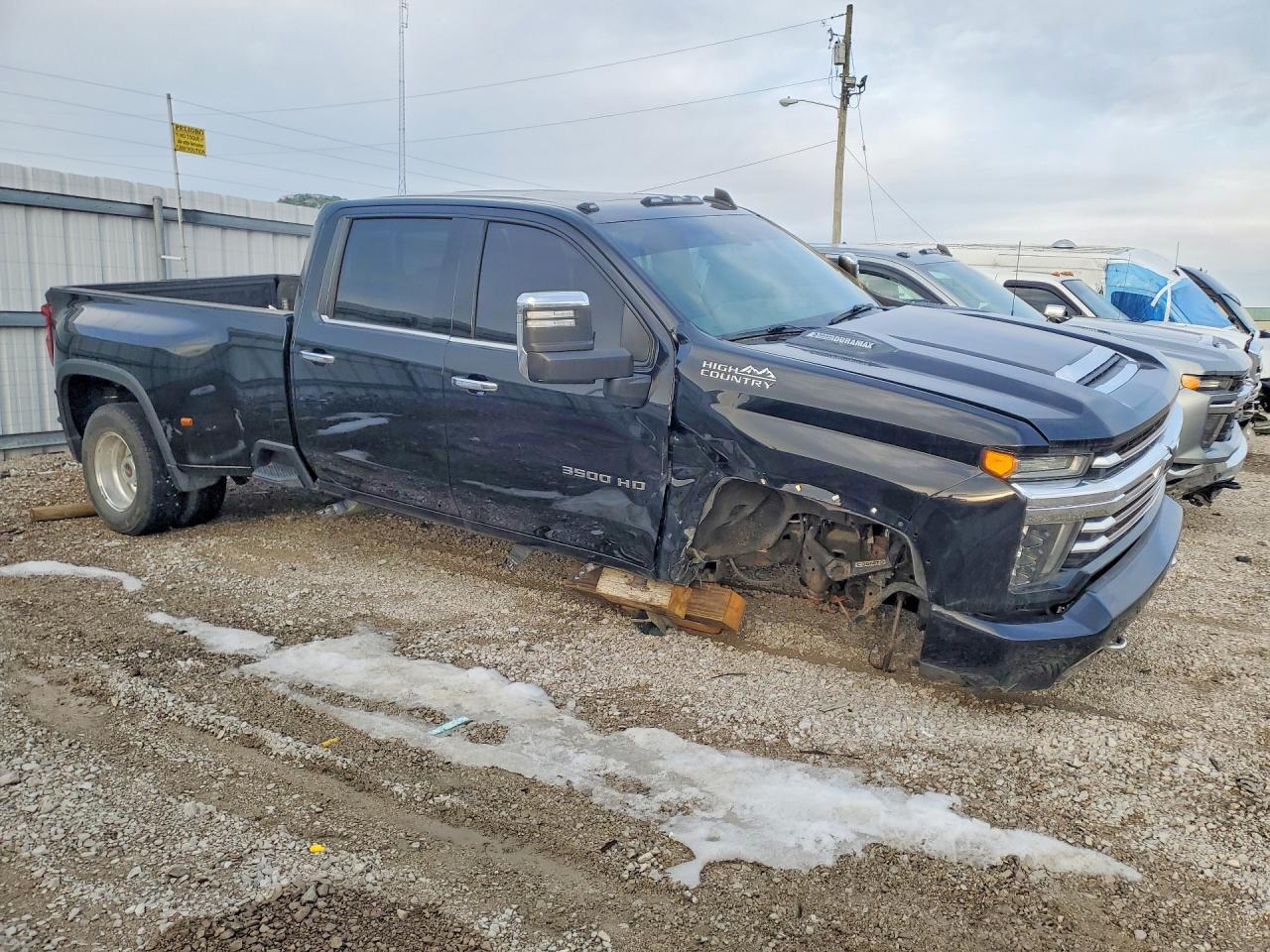2021 Chevrolet Silverado K3500 High Country - Фото 4