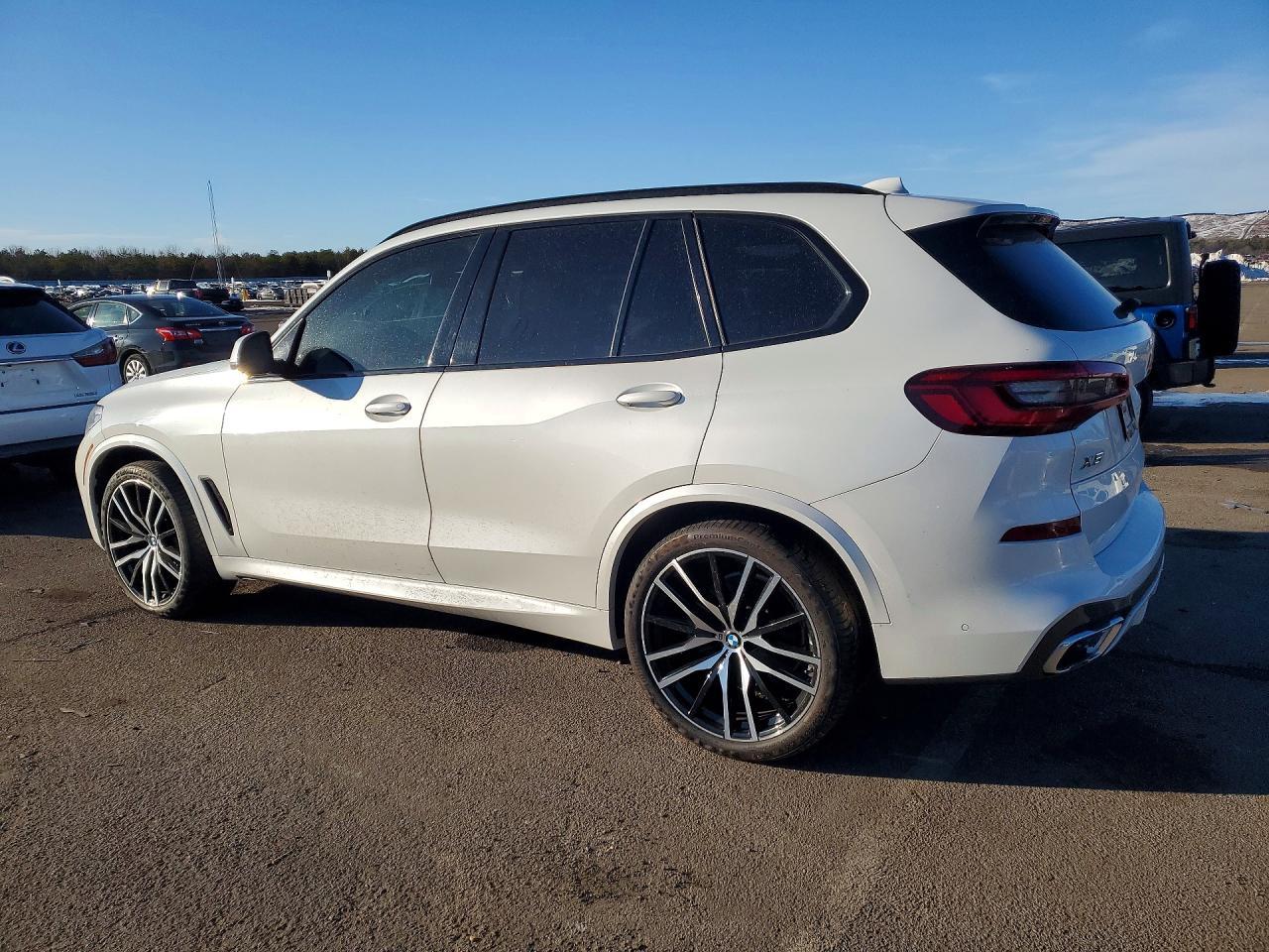 2019 BMW X5 xDrive40I - Фото 2