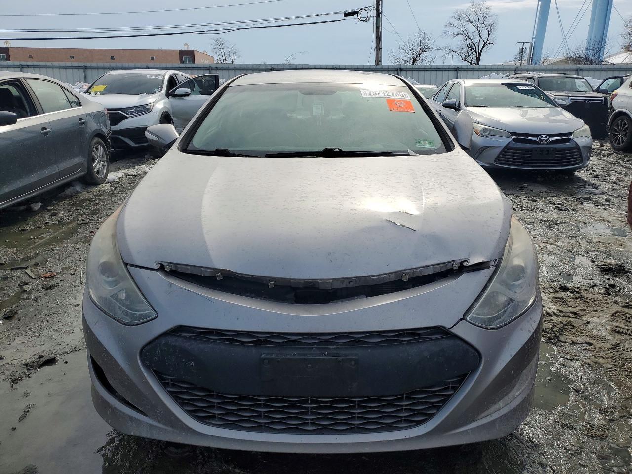 2012 Hyundai Sonata Hybrid Base - Фото 5