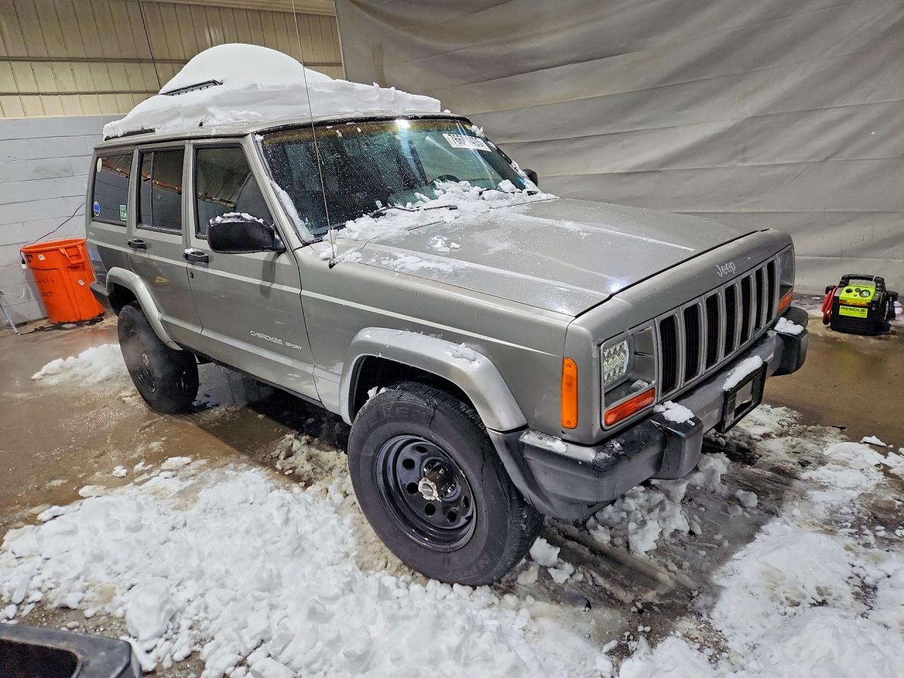 2001 Jeep Cherokee Sport - Фото 4