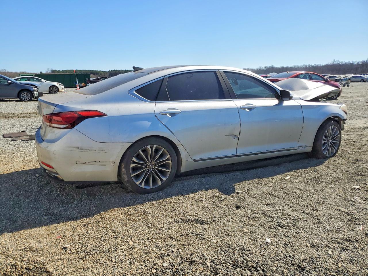 2016 Hyundai Genesis 3.8L - Фото 3