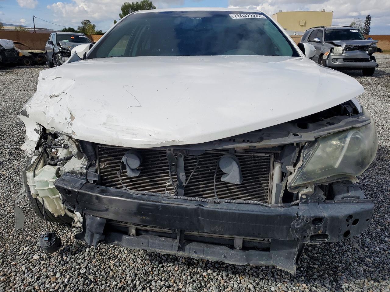 2014 Toyota Camry - Image 5