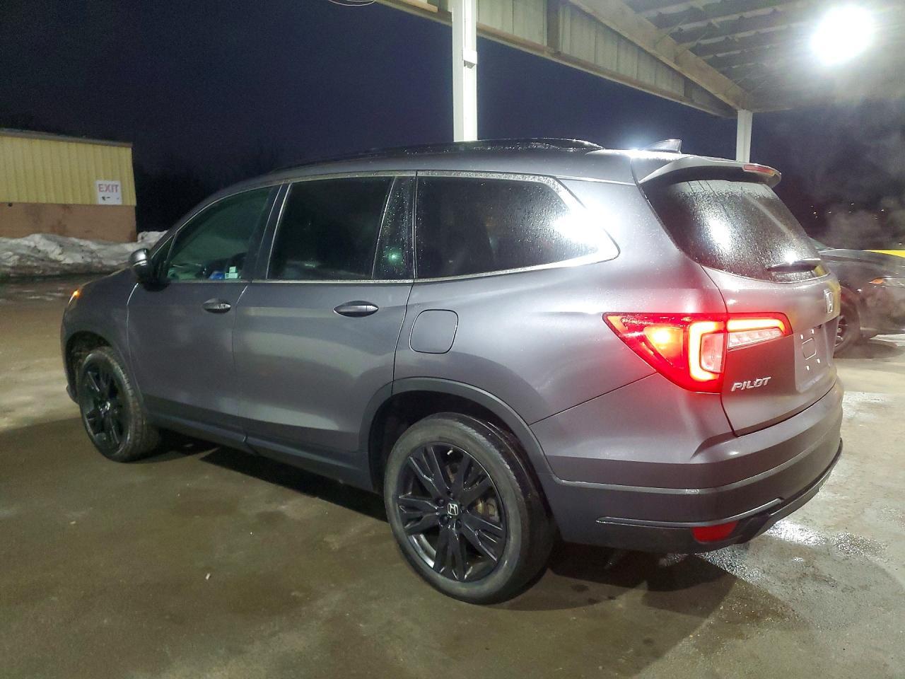 2022 Honda Pilot Se - Image 2