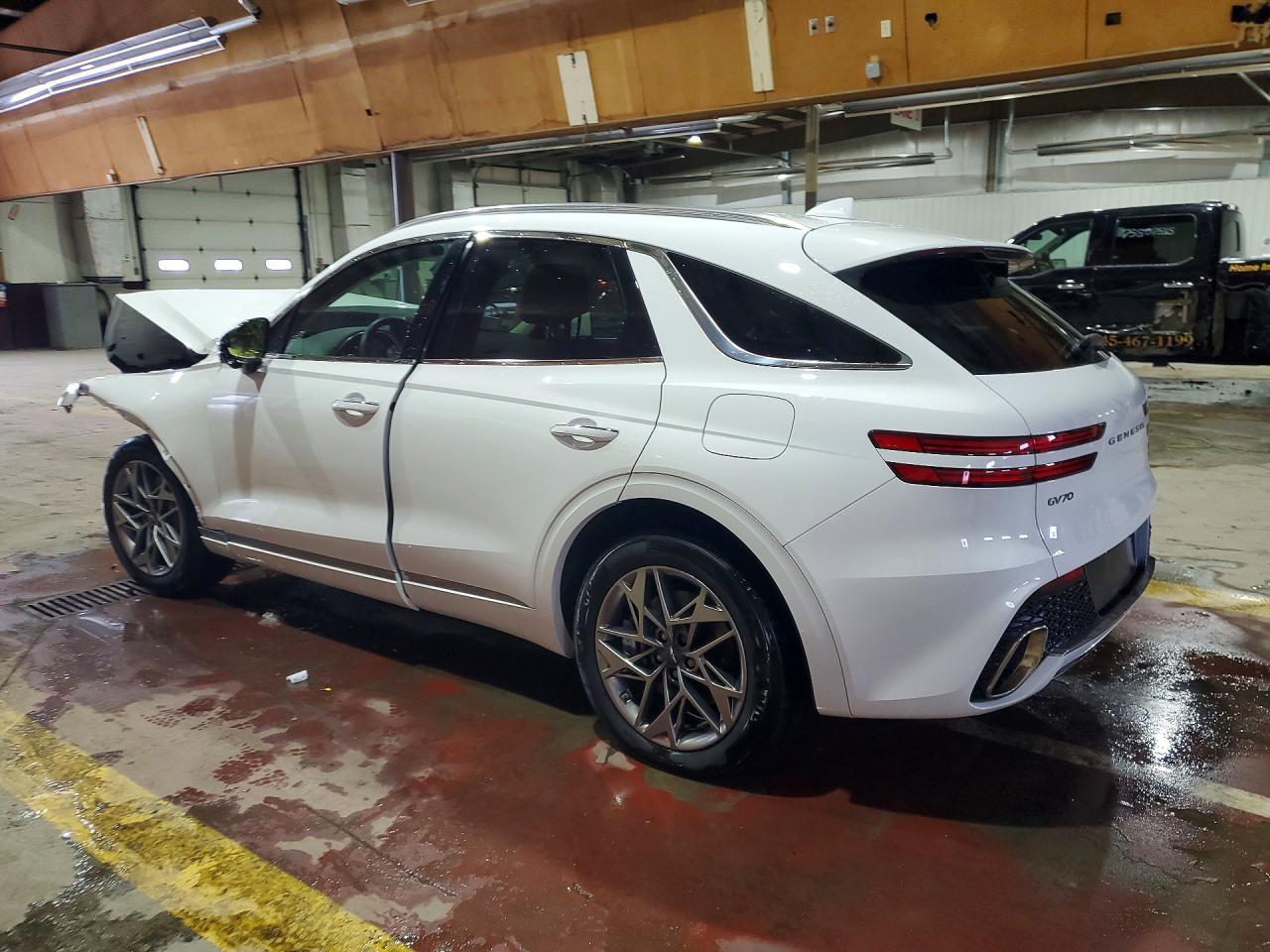2025 Genesis Gv70 2.5T Standard - Фото 2