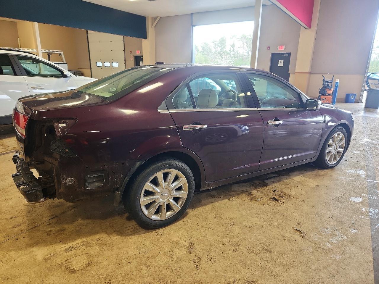 2011 Lincoln Mkz - Image 3