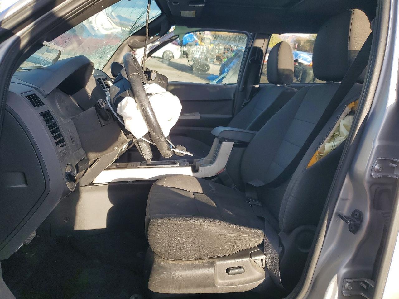 2011 Ford Escape Xlt - Image 7