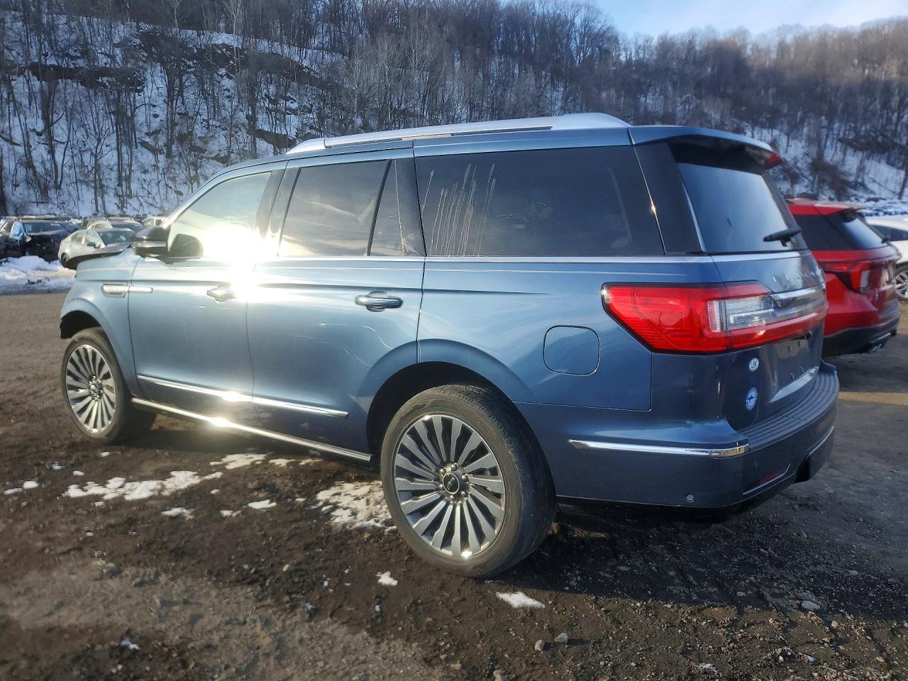 2020 Lincoln Navigator Reserve - Image 2