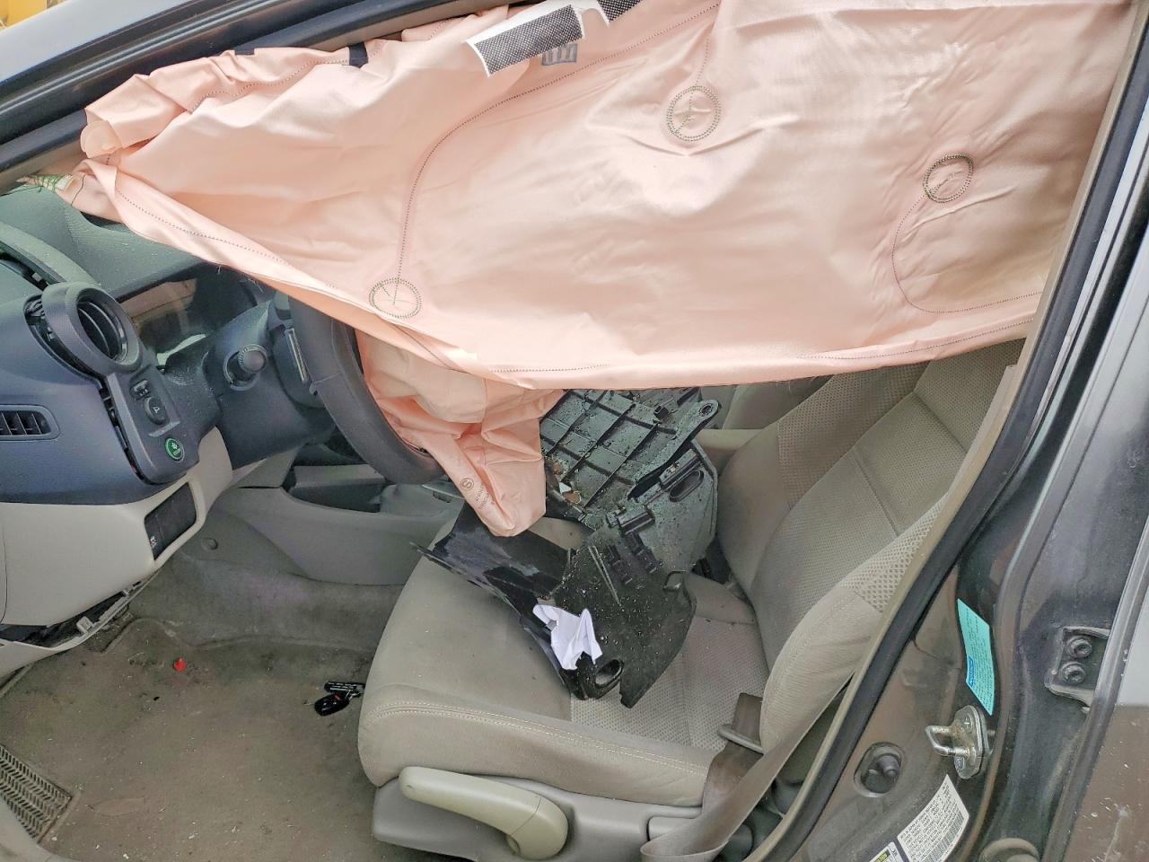 2010 Honda Insight Ex - Image 7