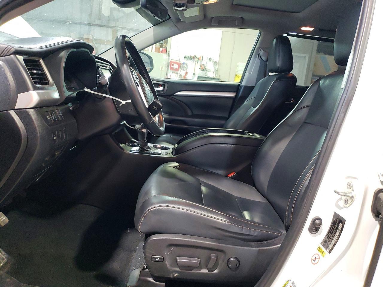 2019 Toyota Highlander Se - Image 7