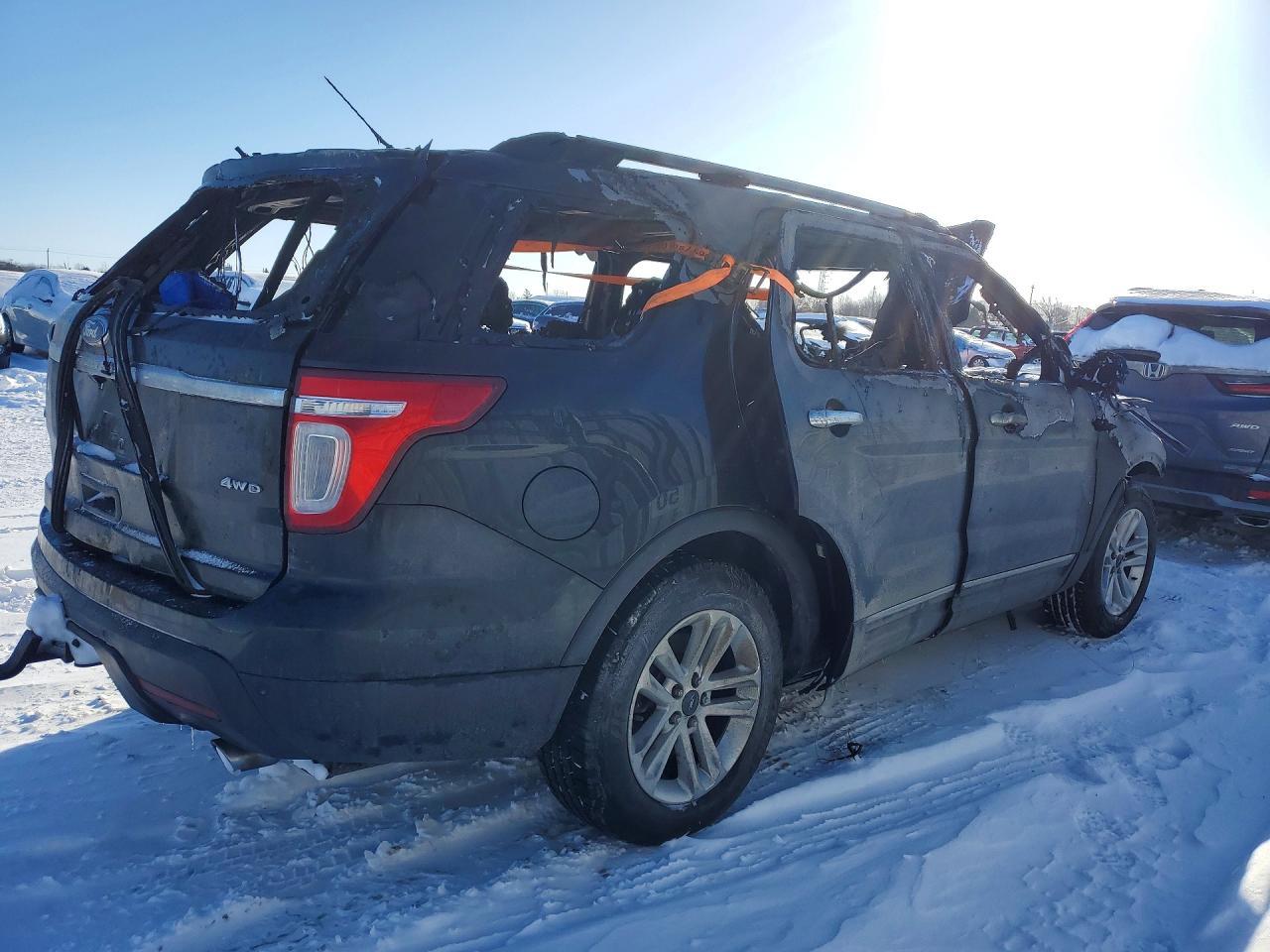 2011 Ford Explorer Xlt - Фото 3