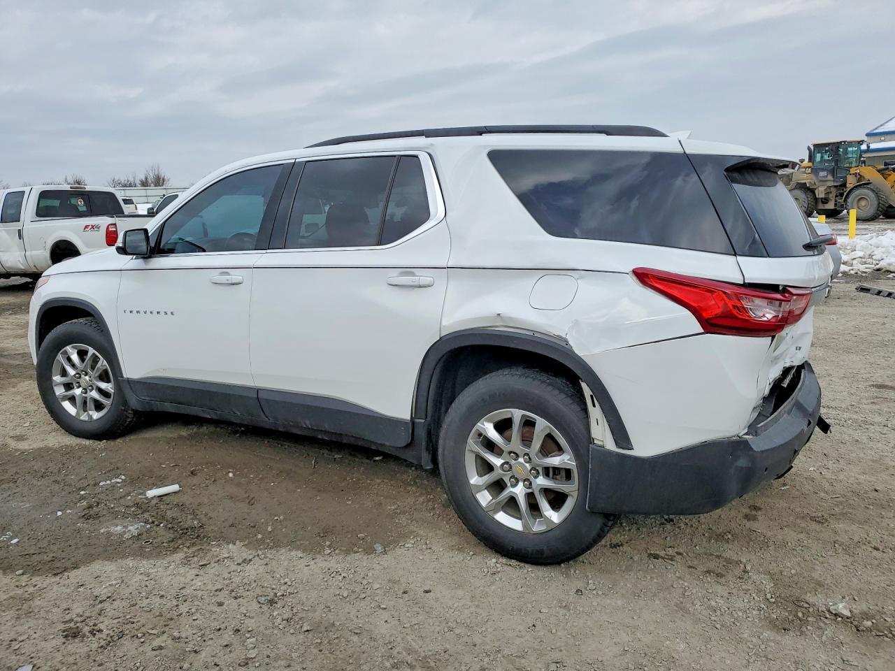 2019 Chevrolet Traverse Lt - Image 2