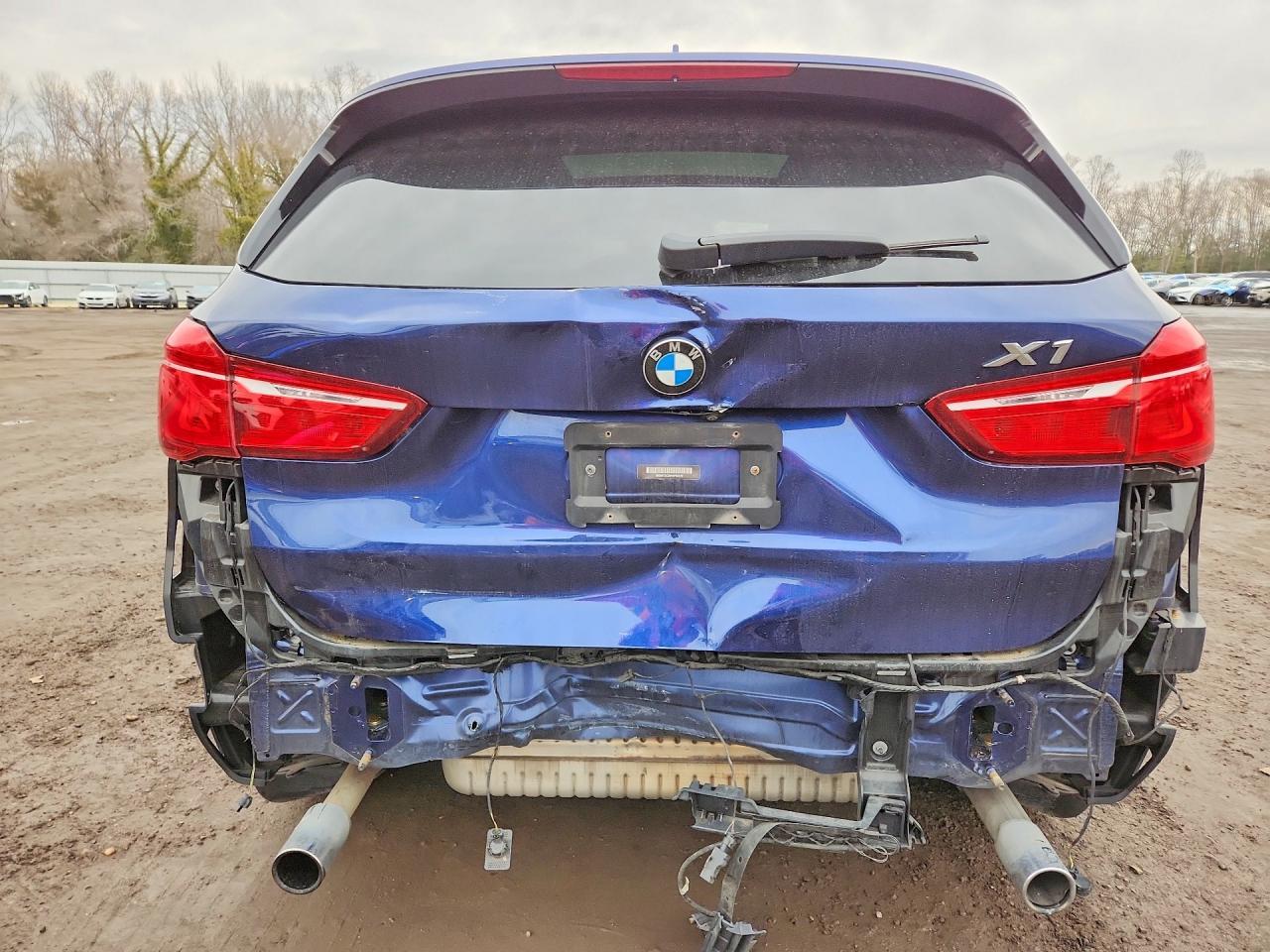 2017 BMW X1 xDrive28I - Фото 6