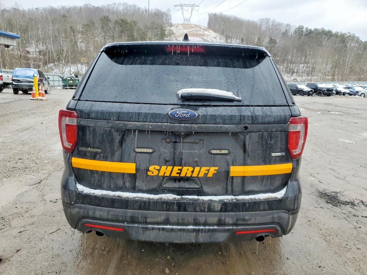 2017 Ford Explorer Police Interceptor - Фото 6
