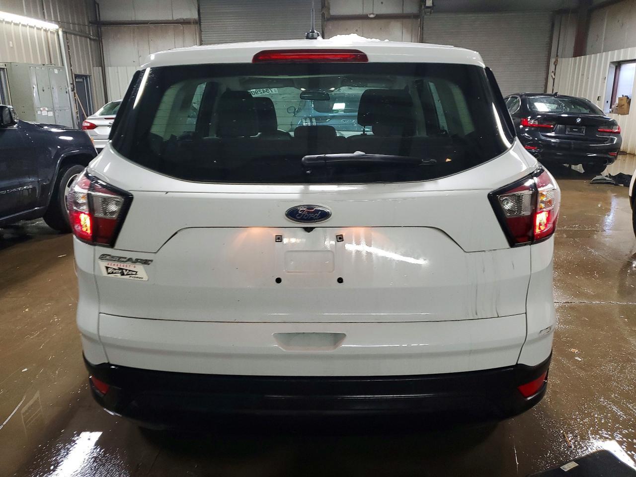 2017 Ford Escape - Фото 6