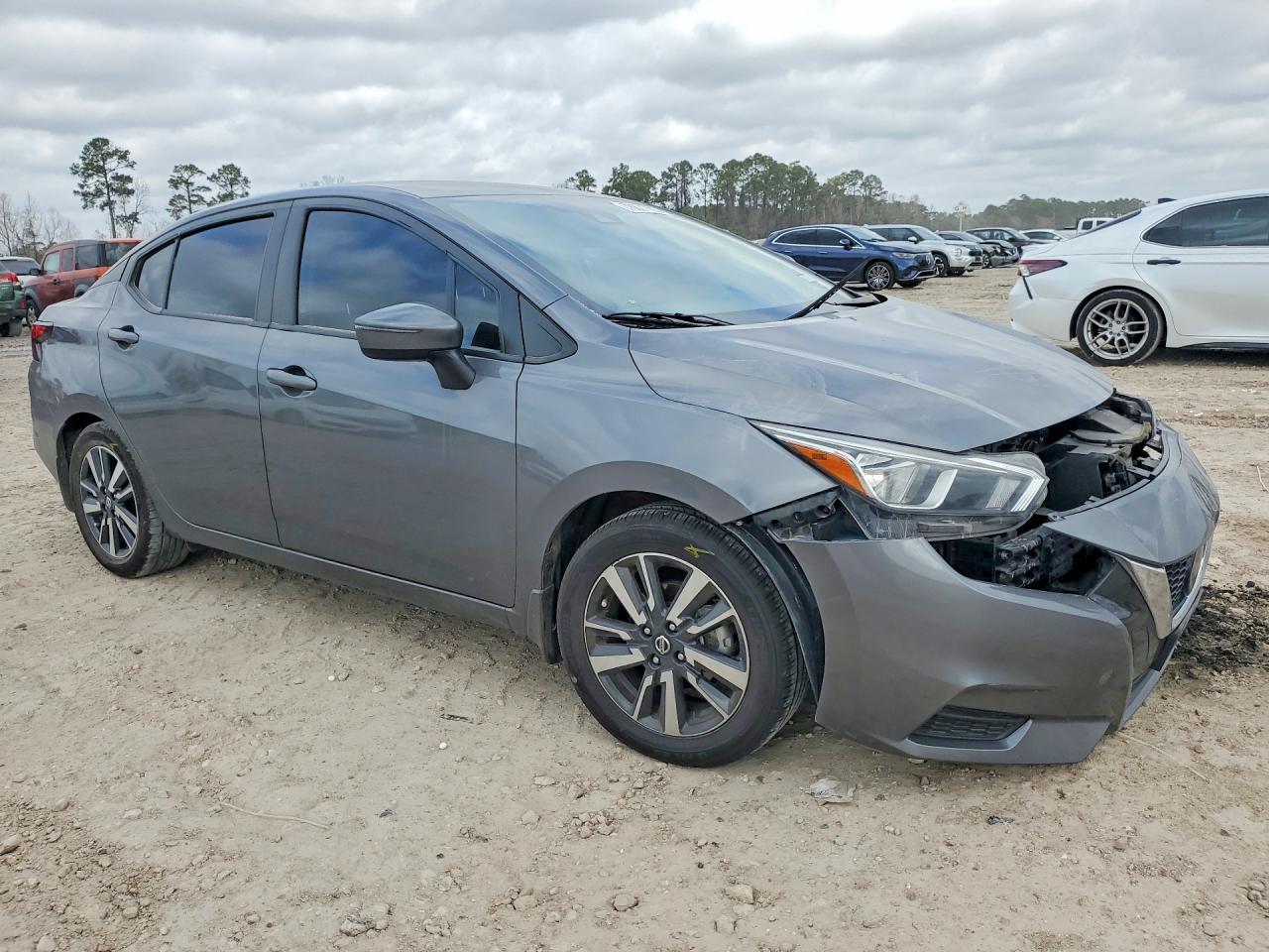 2021 Nissan Versa - Фото 4