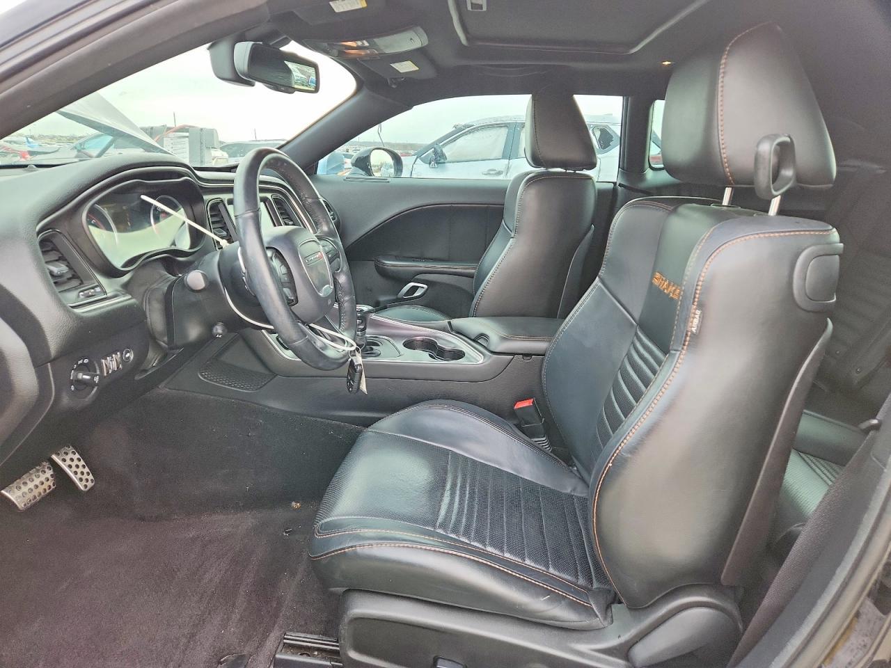 2016 Dodge Challenger R - Фото 7