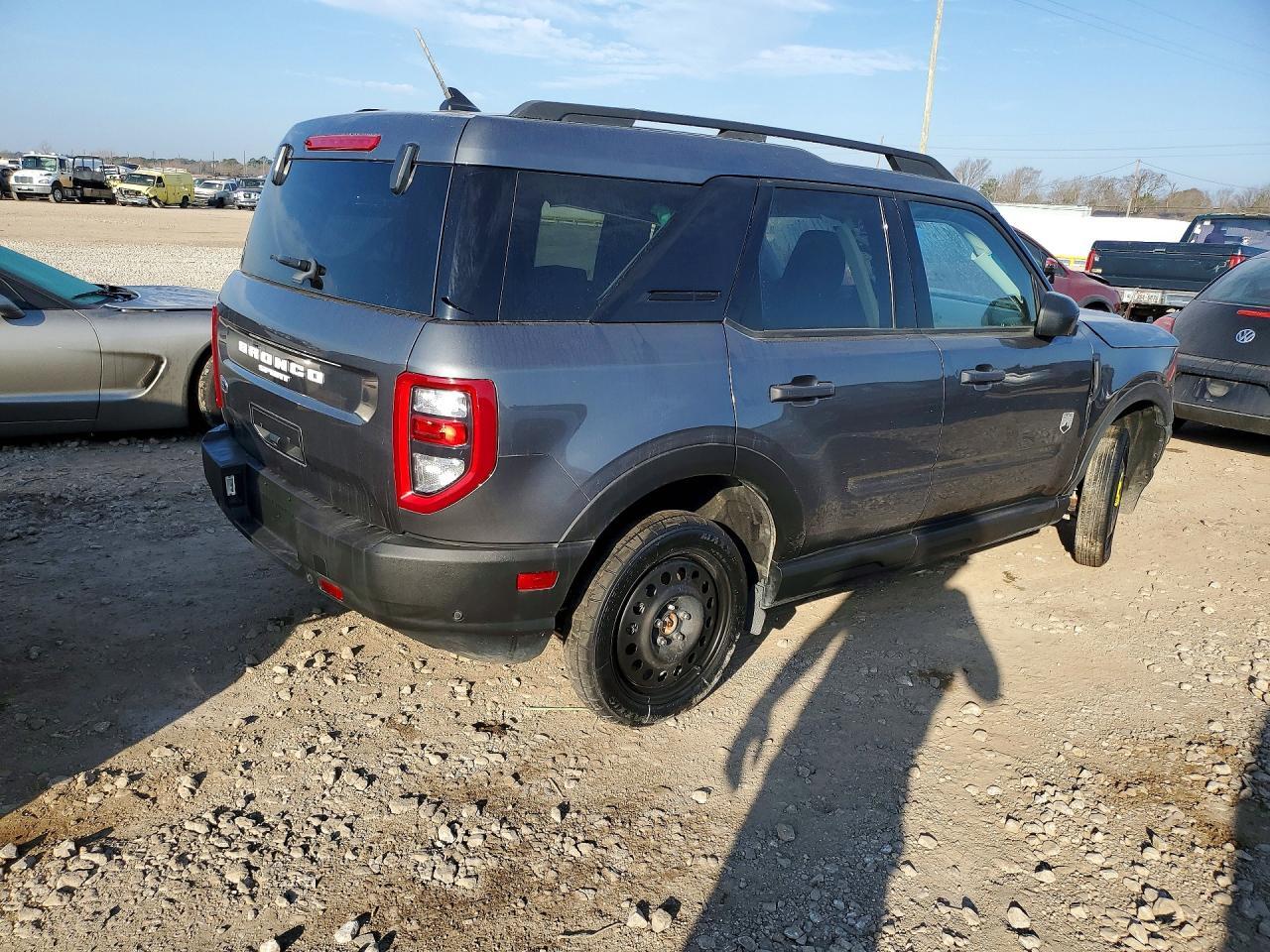 2024 Ford Bronco Sport Big Bend - Image 3