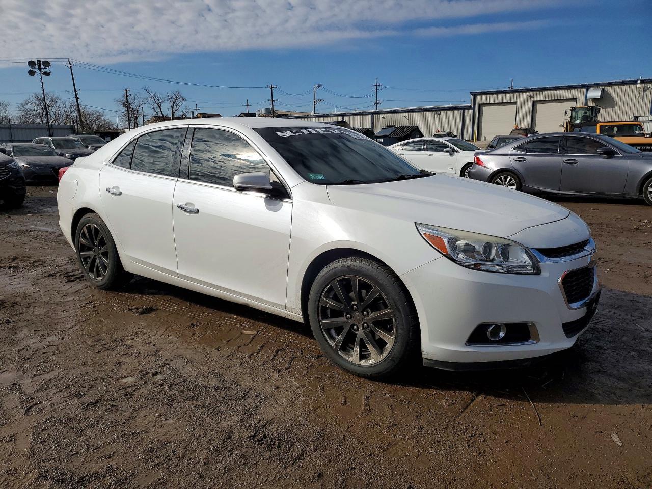 2016 Chevrolet Malibu Limited Ltz - Image 4