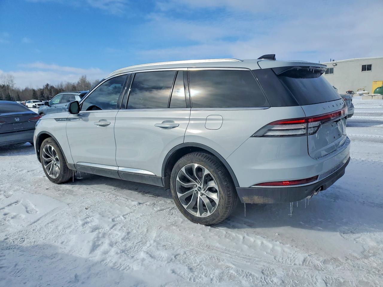 2025 Lincoln Aviator Reserve - Фото 2