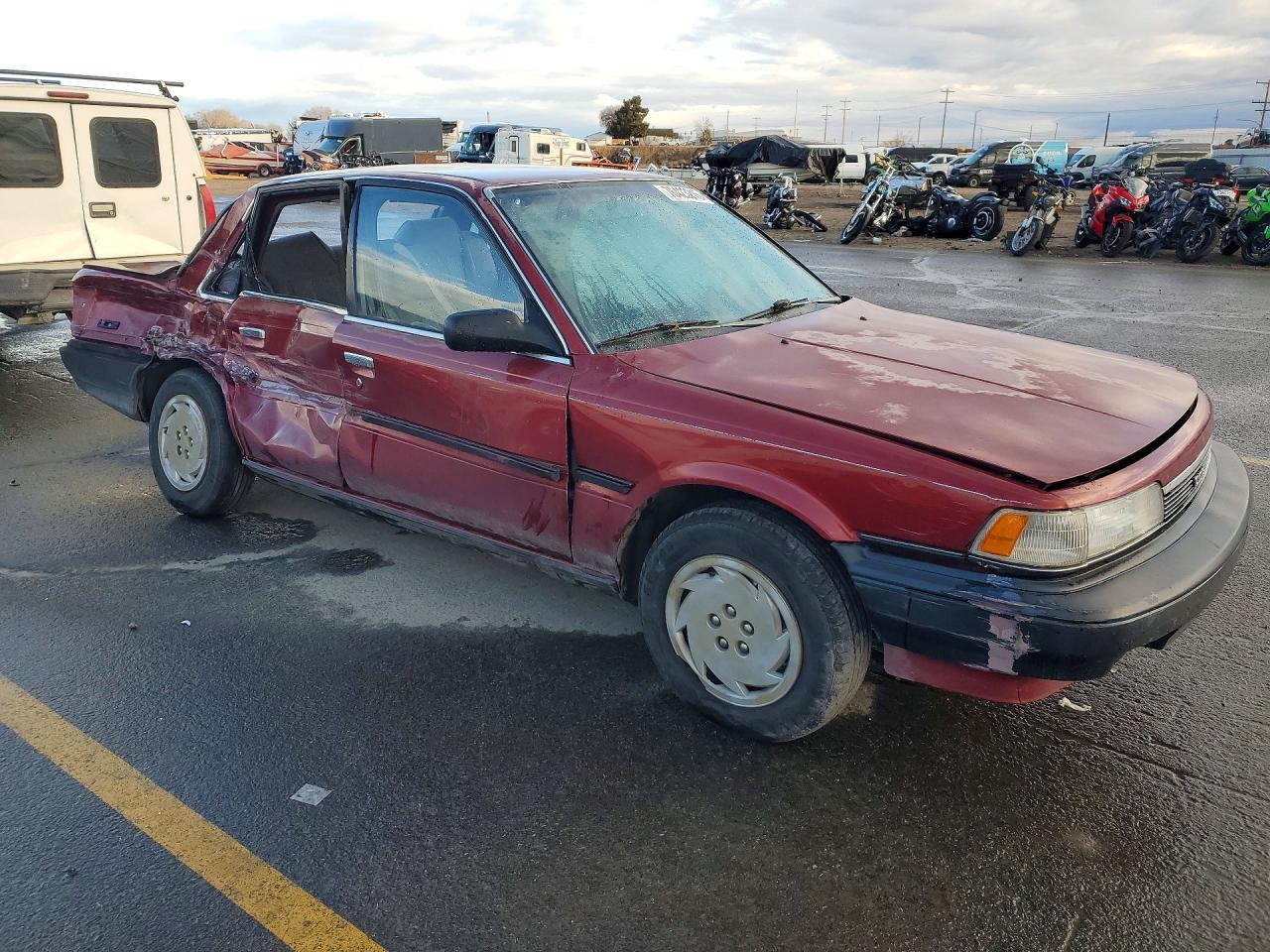 1989 Toyota Camry Dlx - Фото 4