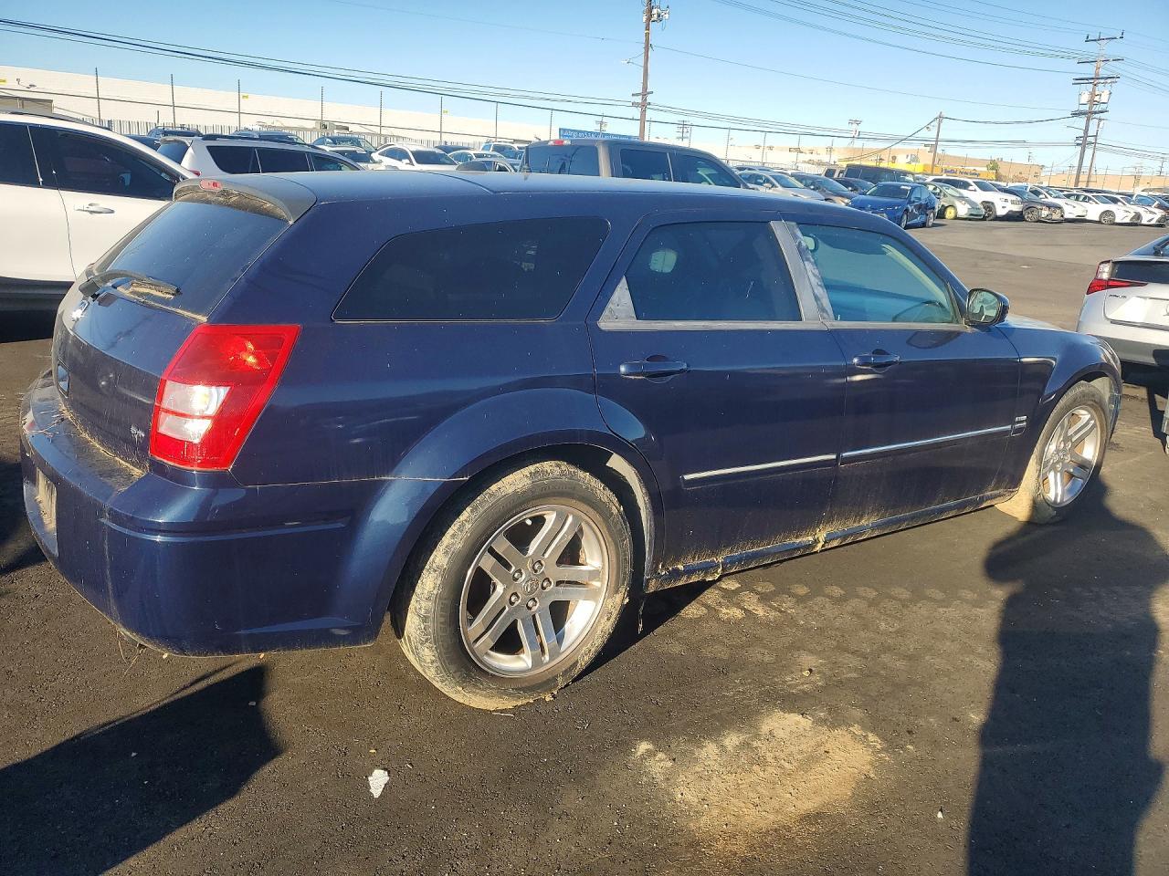 2005 Dodge Magnum R/T - Image 3
