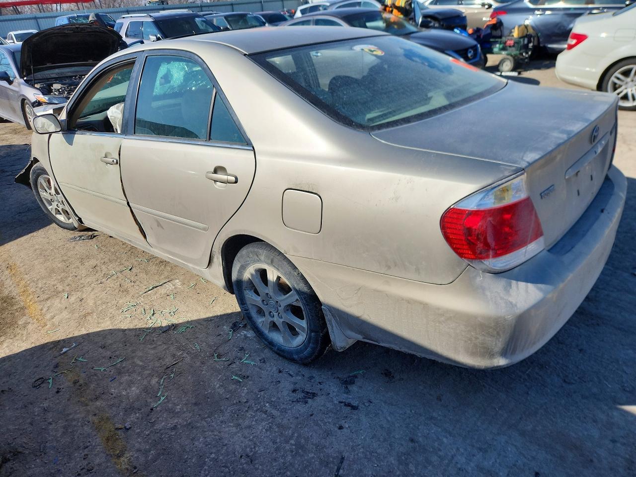2006 Toyota Camry Le - Фото 2