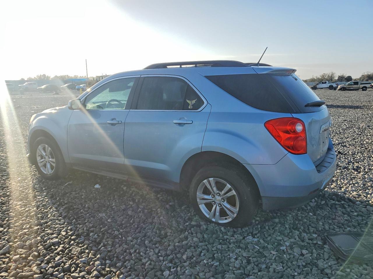 2014 Chevrolet Equinox Lt - Image 2