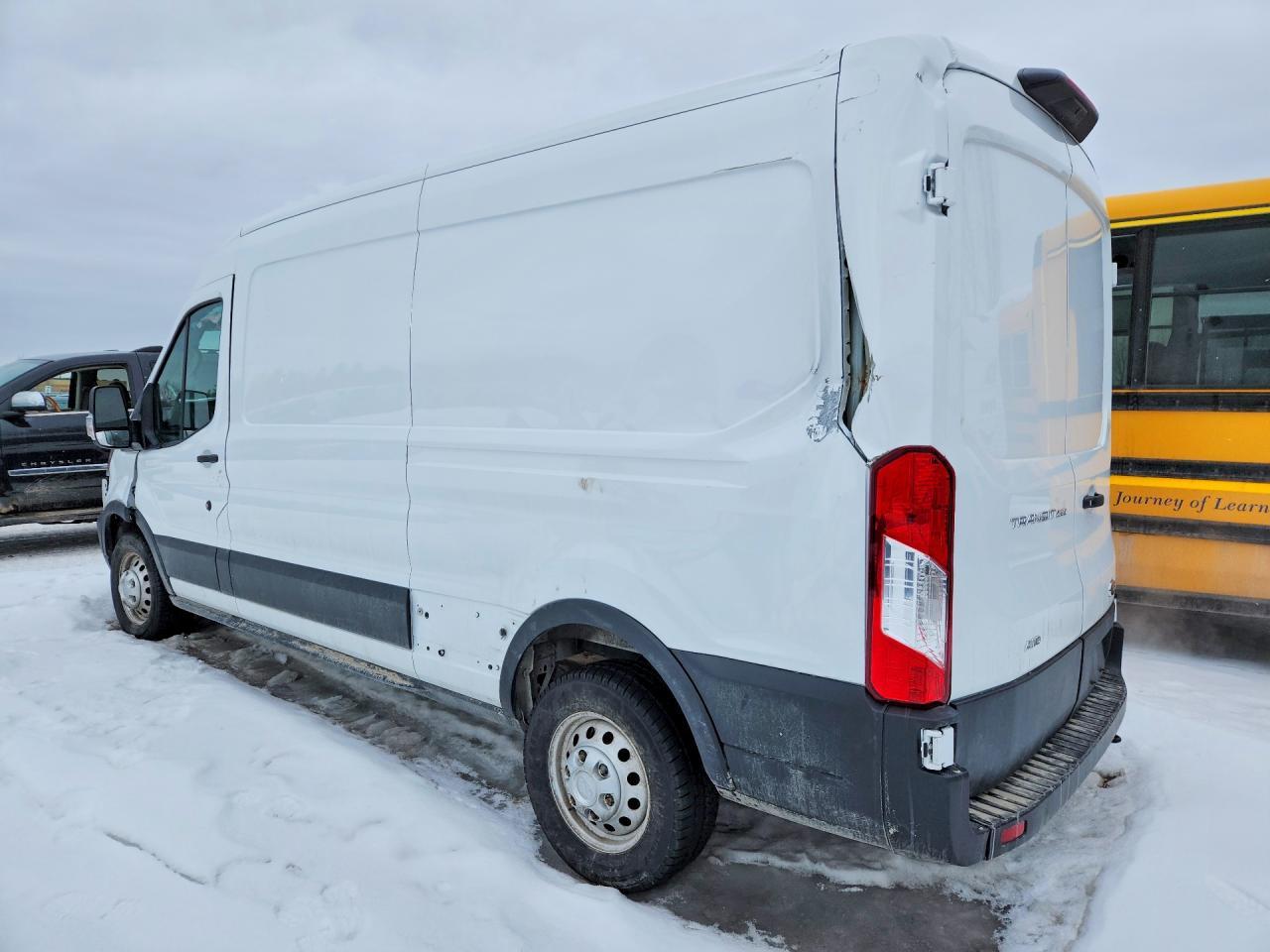 2025 Ford Transit T-250 - Фото 2