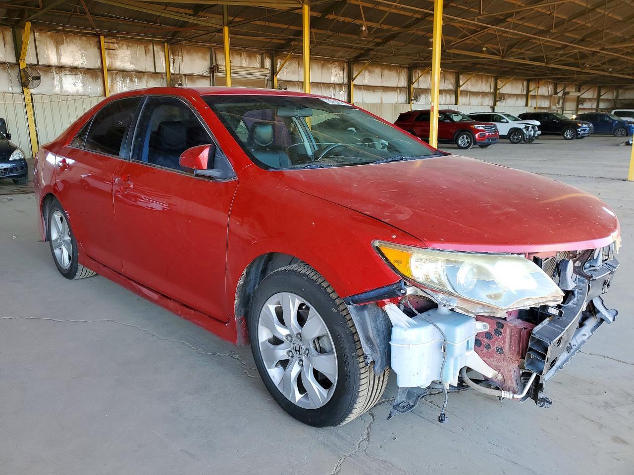 2014 Toyota Camry L - Фото 4