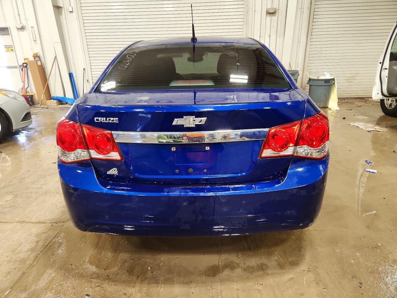 2013 Chevrolet Cruze Ls - Фото 6
