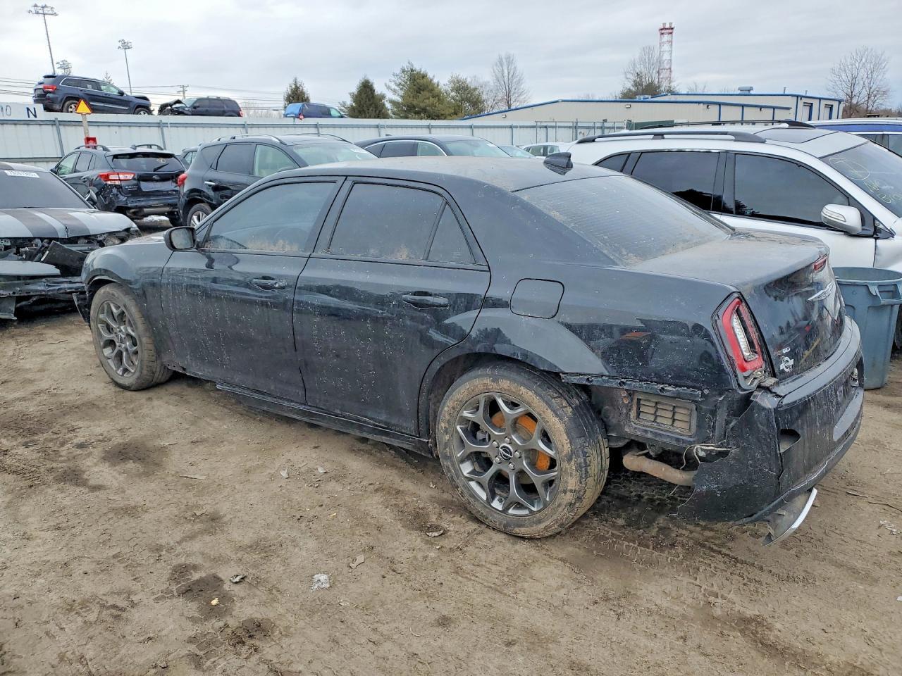 2016 Chrysler 300 S - Image 2