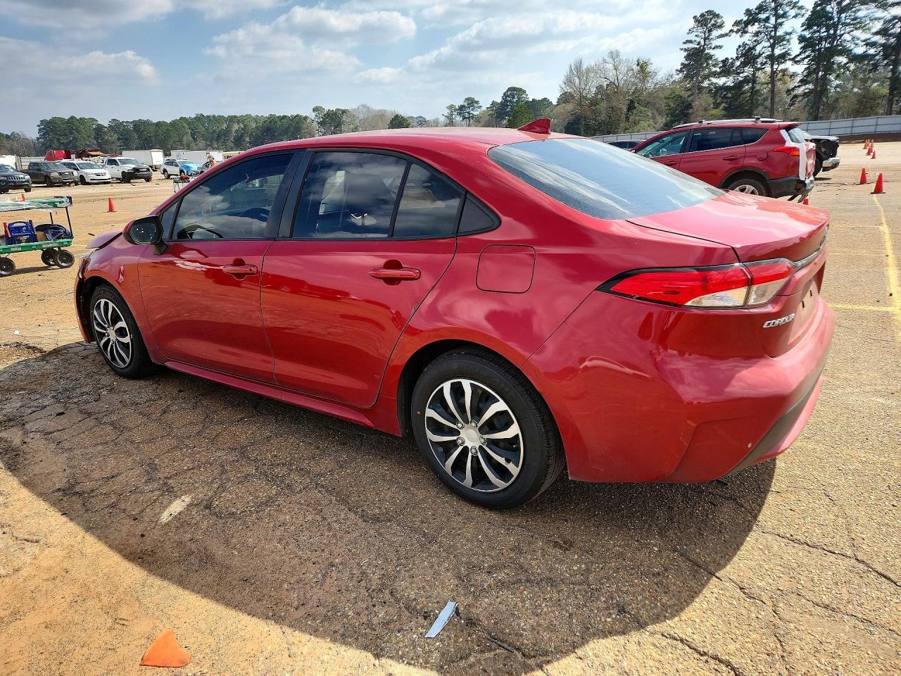 2021 Toyota Corolla Le - Image 2