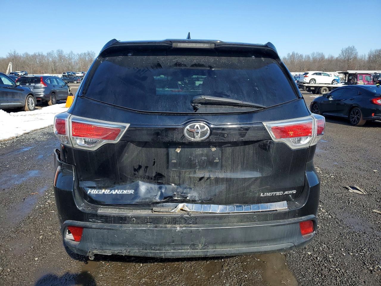 2015 Toyota Highlander Limited - Image 6