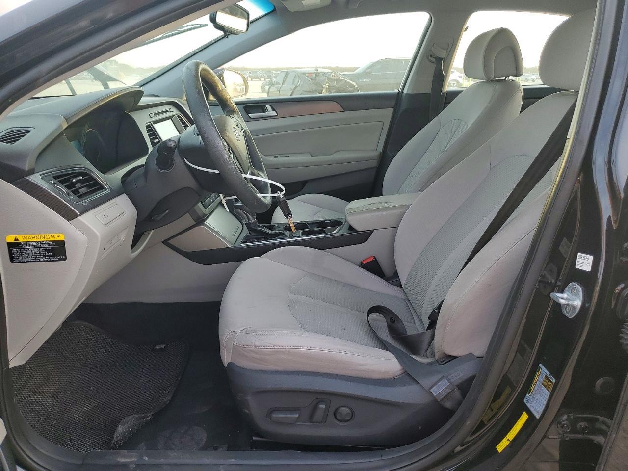 2016 Hyundai Sonata Sport - Image 7