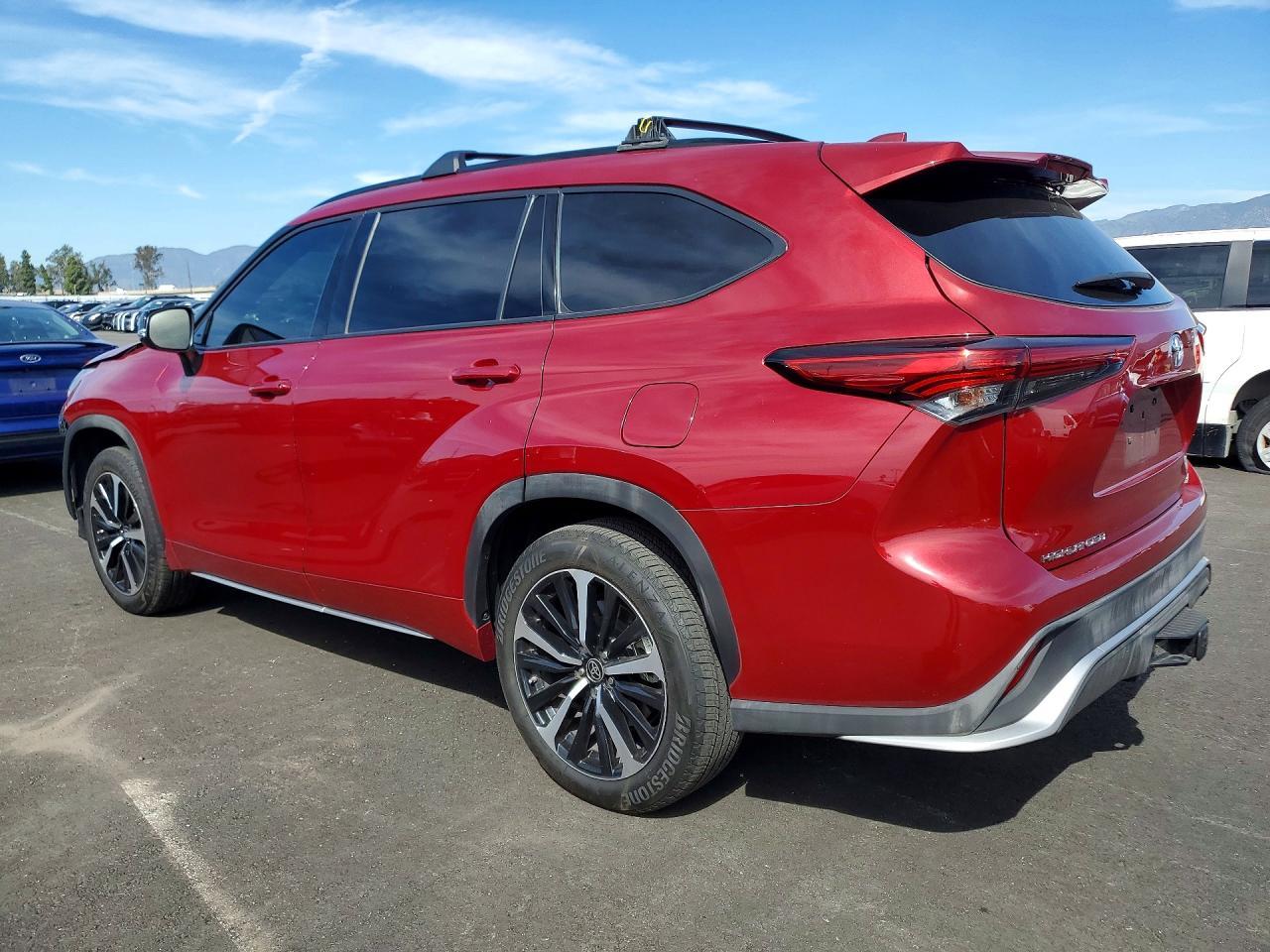 2021 Toyota Highlander Xse - Фото 2