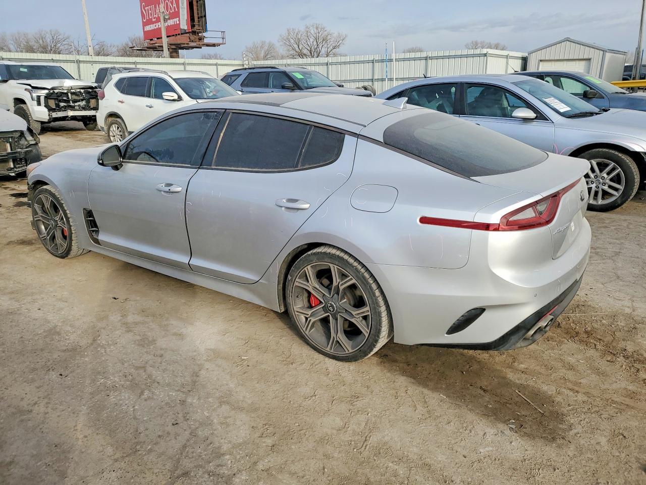 2018 Kia Stinger Gt2 - Image 2