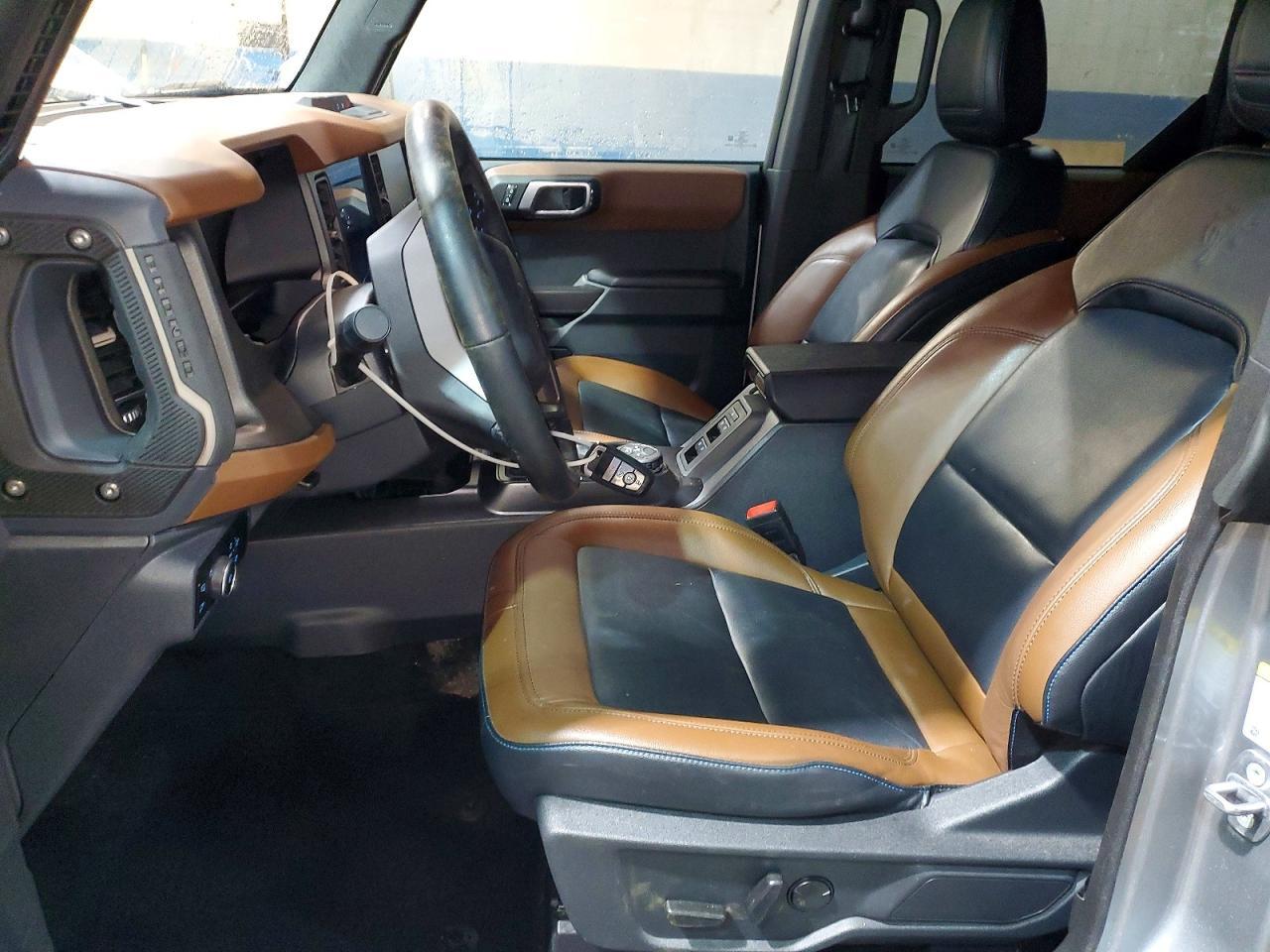 2024 Ford Bronco Outer Banks - Фото 7