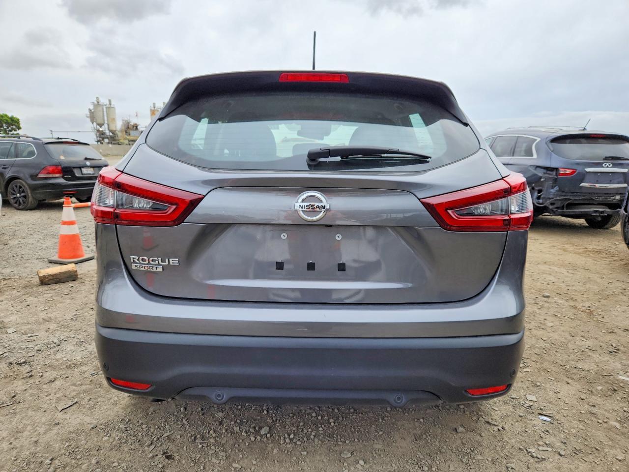 2020 Nissan Rogue Sport S - Фото 6
