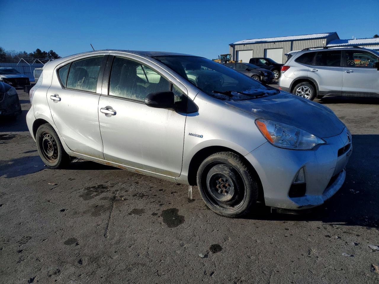 2014 Toyota Prius C - Фото 4