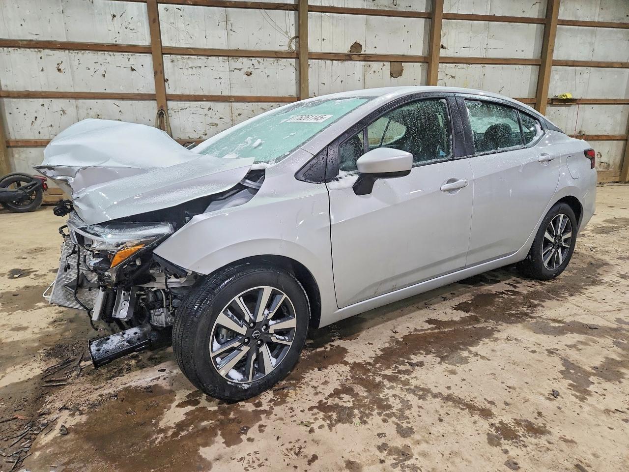 2025 Nissan Versa Sv